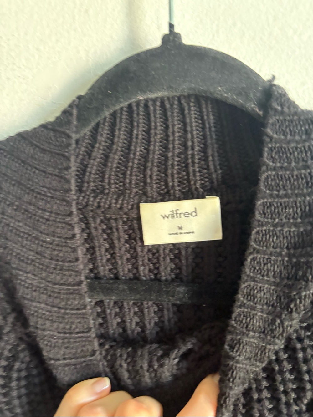Aritzia Wilfred Sz M Goulaine Black Merino Wool Crop Sweater - Picture 4 of 9